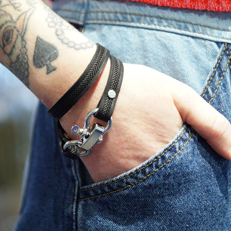 INSTRUCTIONS for DIY Unisex Black Leather and Silver Shackle Clasp Bracelet - Goody Beads