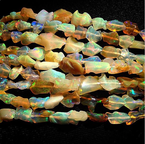 Ethiopian Opal 6x8-10x12mm Nugget 8-Inch